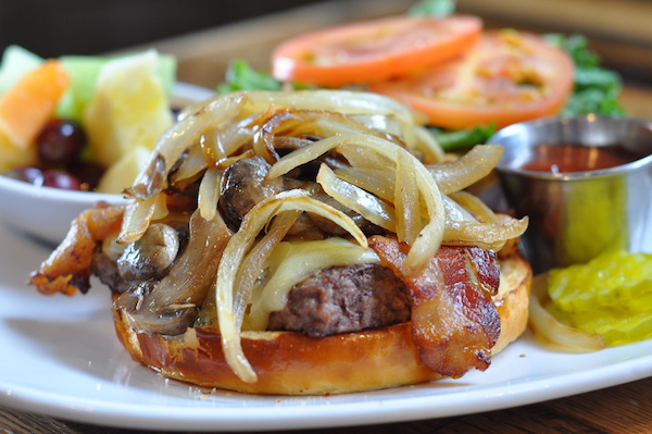 Bunny's Bar & Grill 1