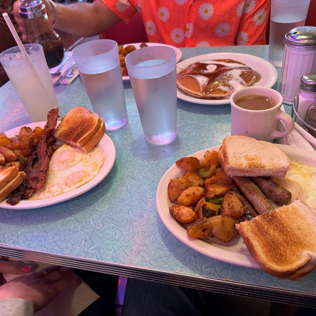 Orphan Andy's Restaurant 1