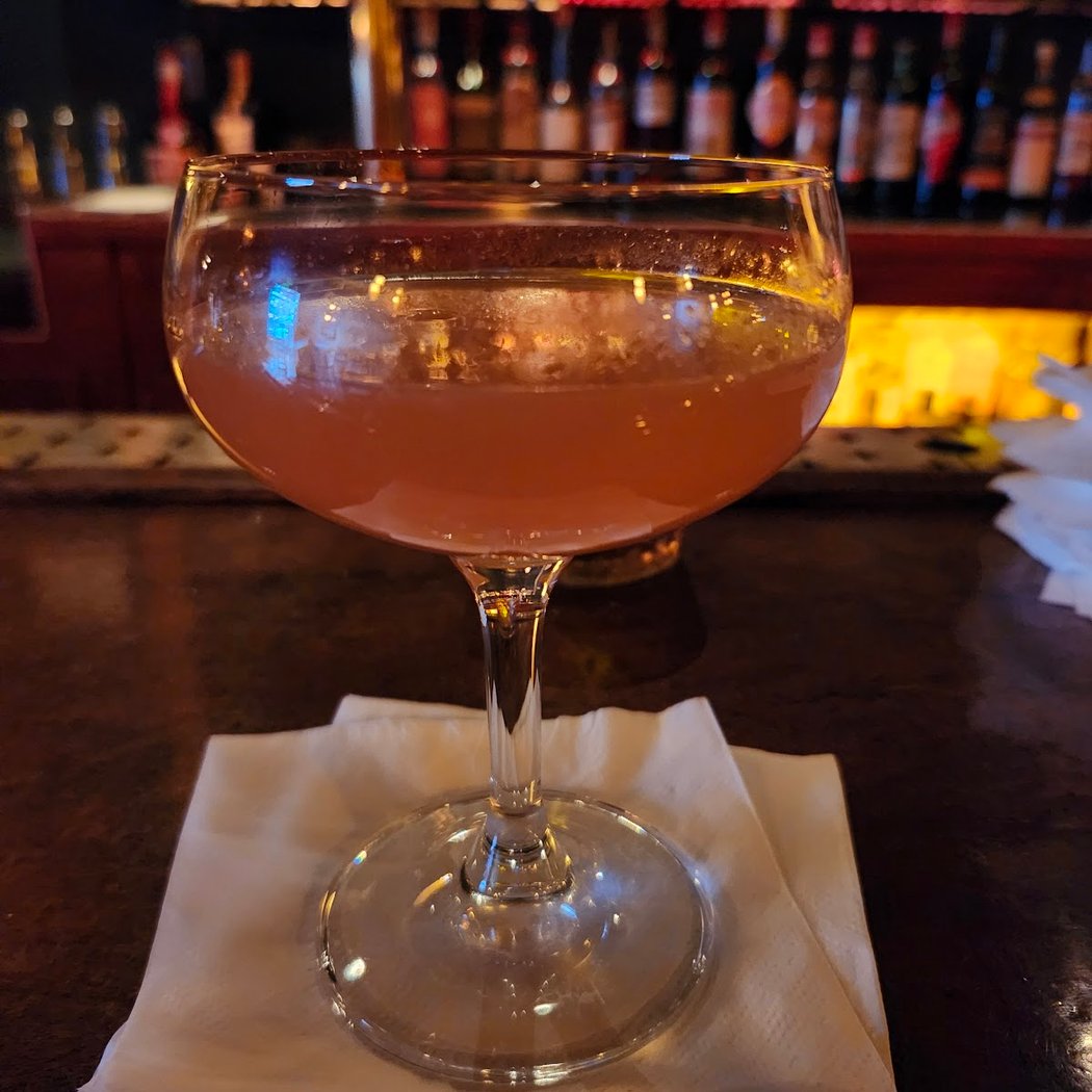 Bar 355 3