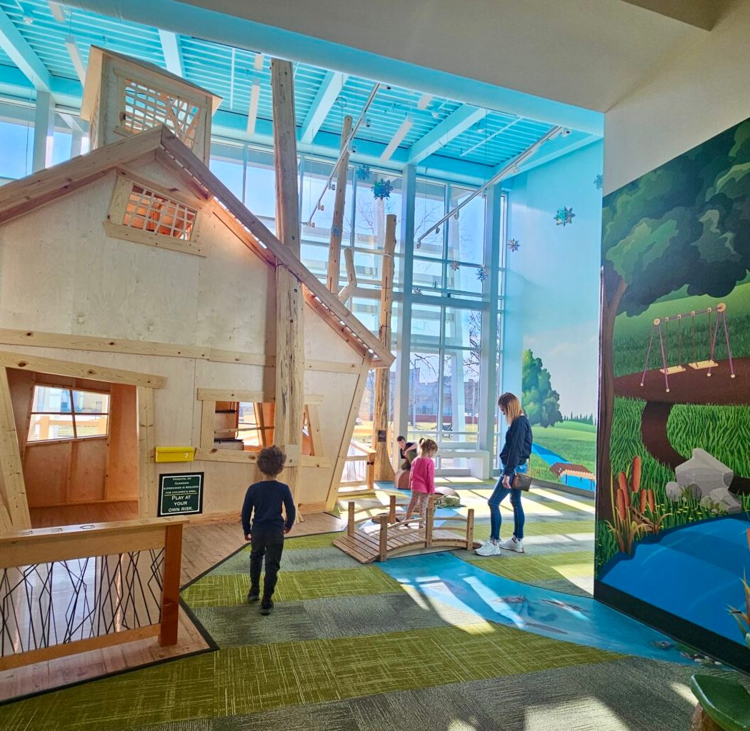 FREE Family Nights at Sloan Museum of Discovery 1