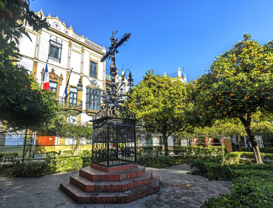 Plaza de Santa Cruz 1