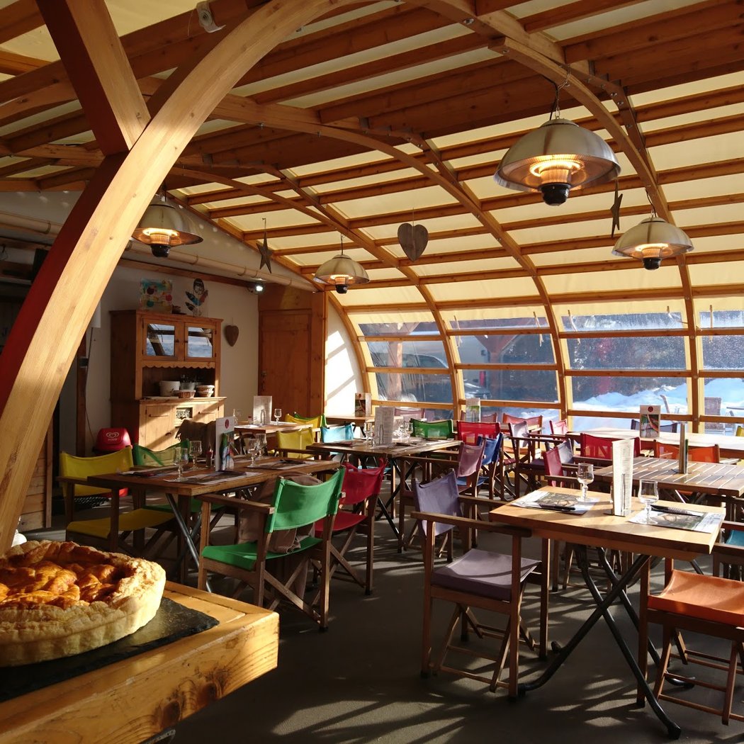 ACTION SPORT C@fé Burger restaurant Morzine 2