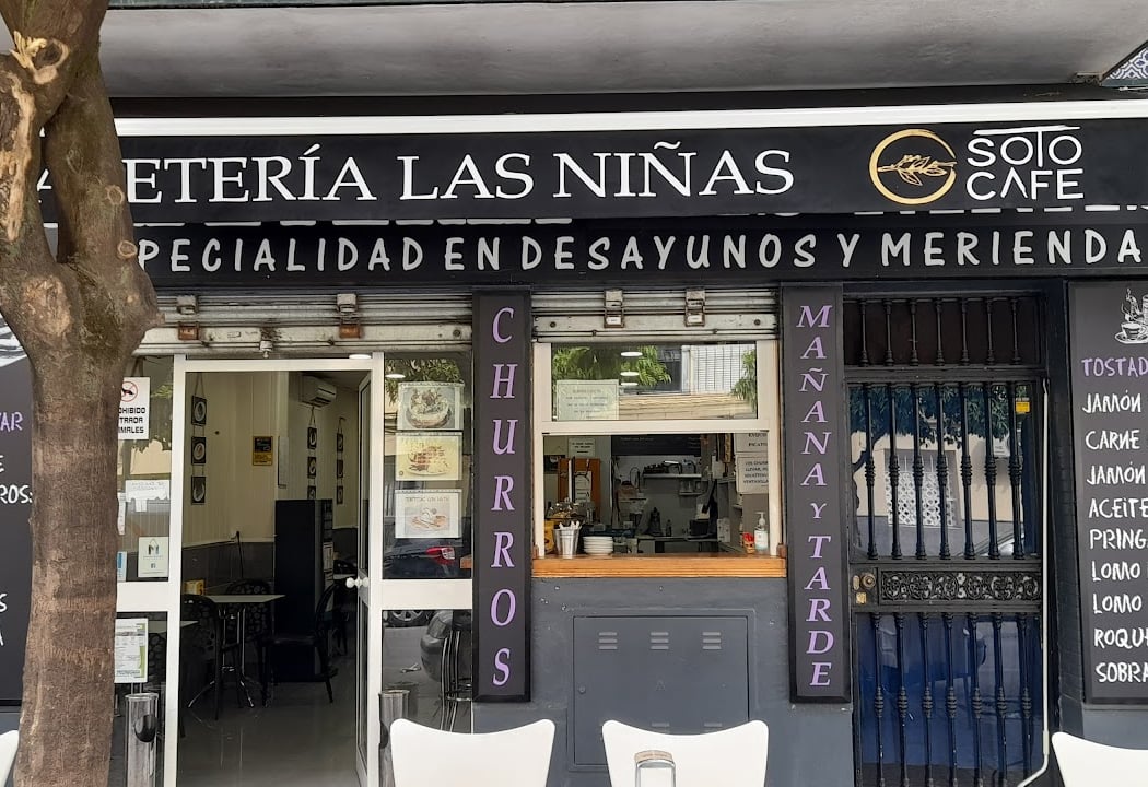 Cafeteria Las Niñas. 2