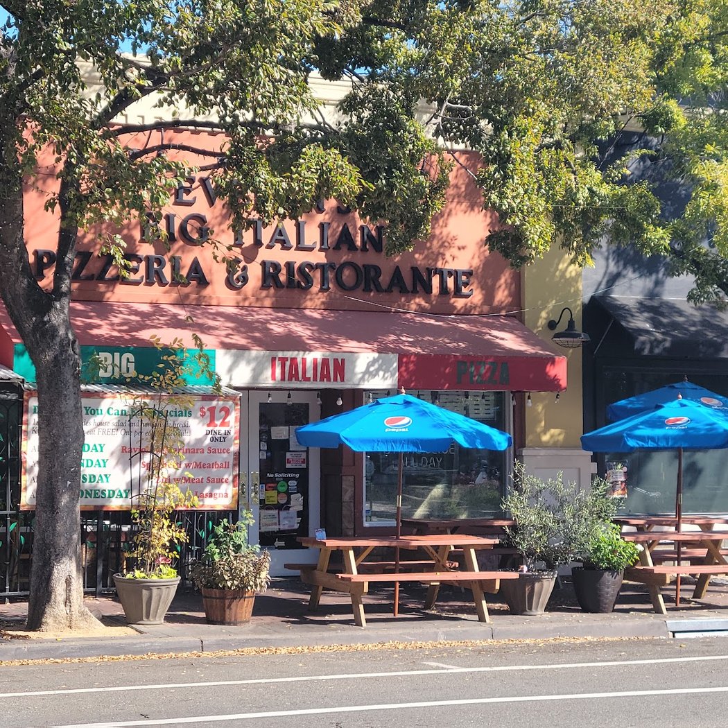 Evelyn's Pizza 2
