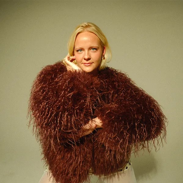 Emma Nissen Live 1