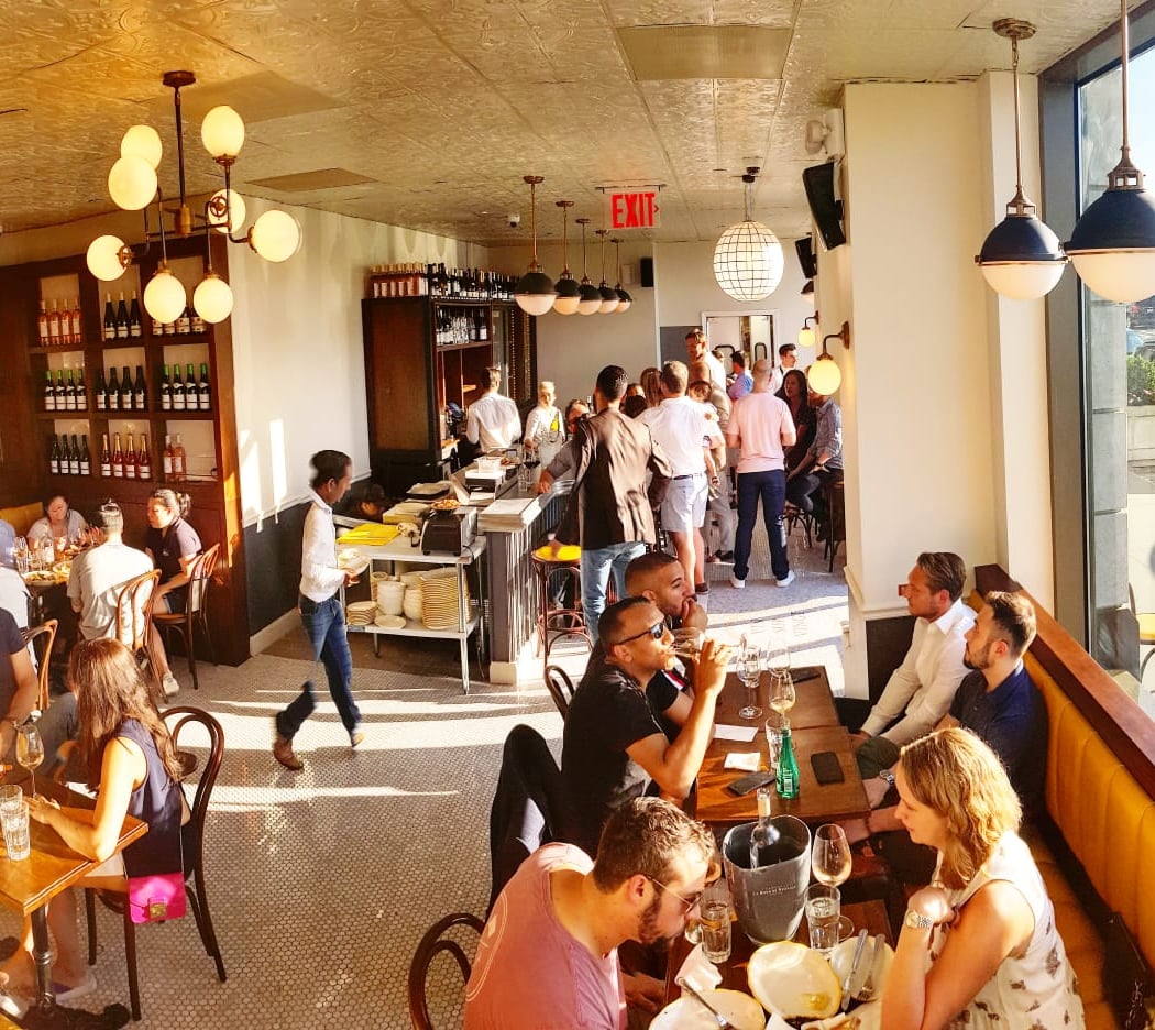 Vin Sur Vingt Wine Bar - Riverside Blvd 2
