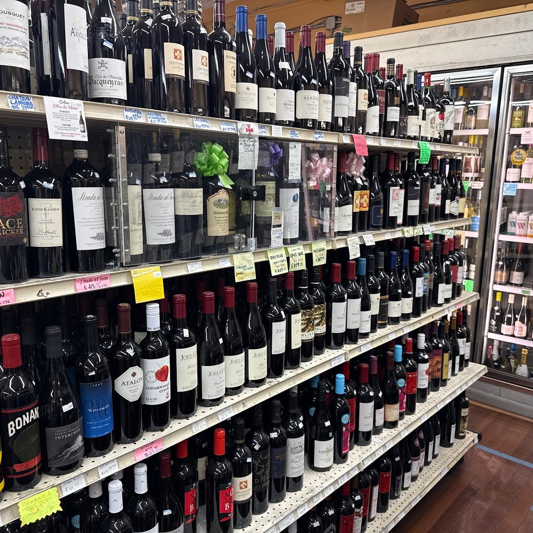 K and D market 3