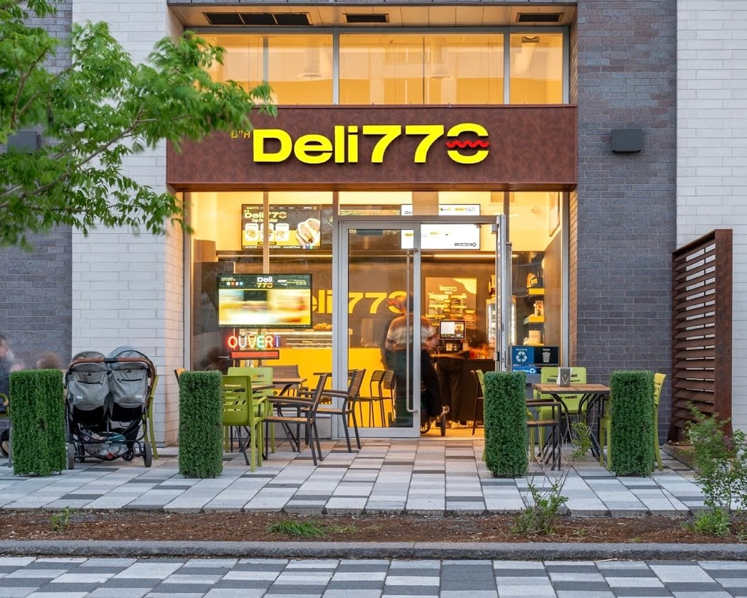 Deli 770 2
