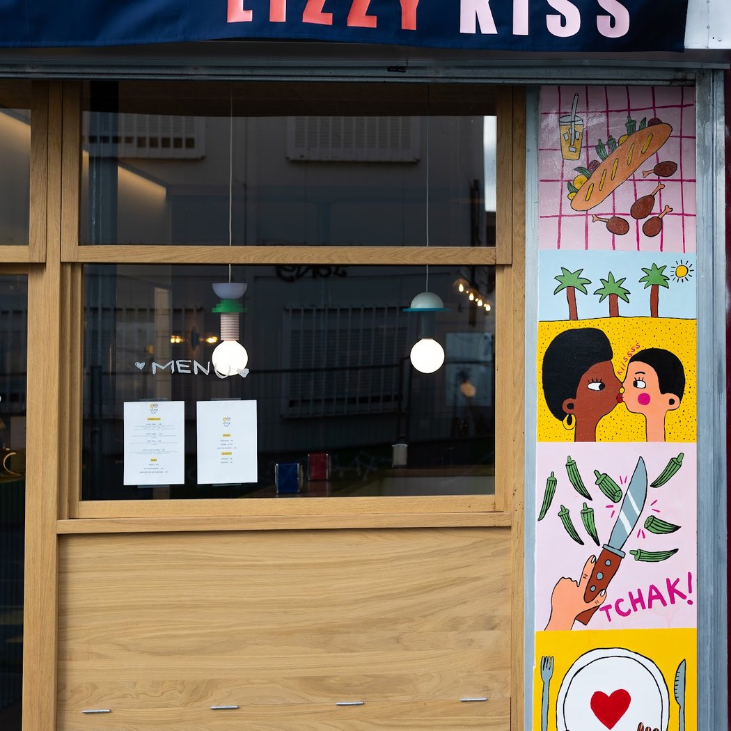 Lizzy Kiss 2