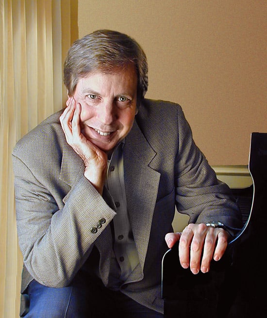 City of Dreams — Jimmy Roberts sings the glamour and grit of New York 1