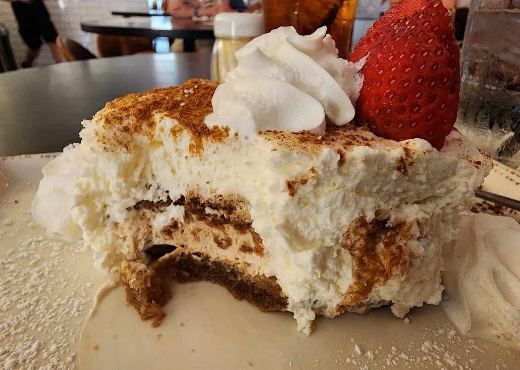 Coratti's Pizzeria Bar & Bocce 3