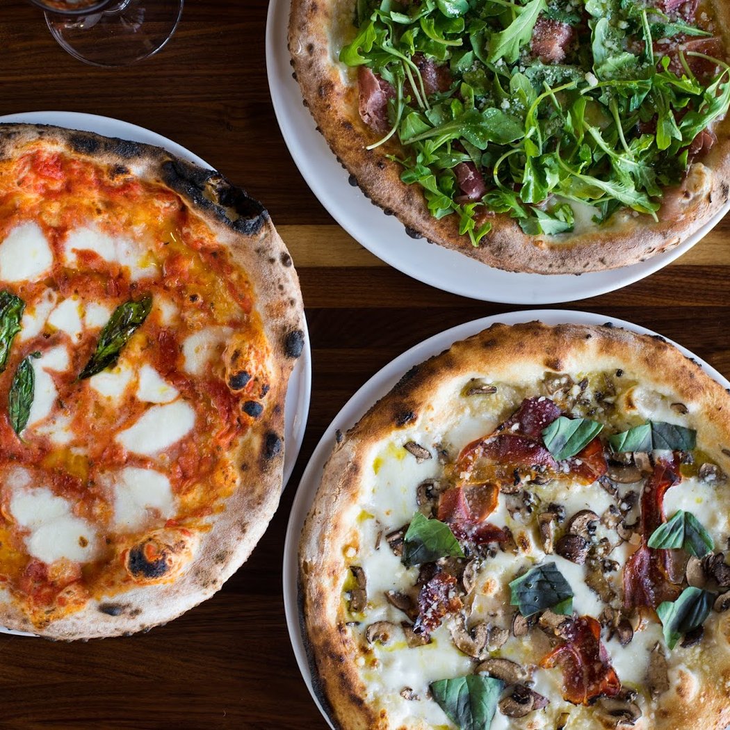 Isola Pizza Bar 1