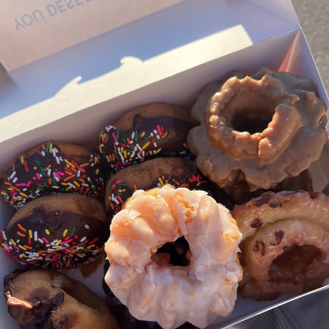 Donut Queen 4