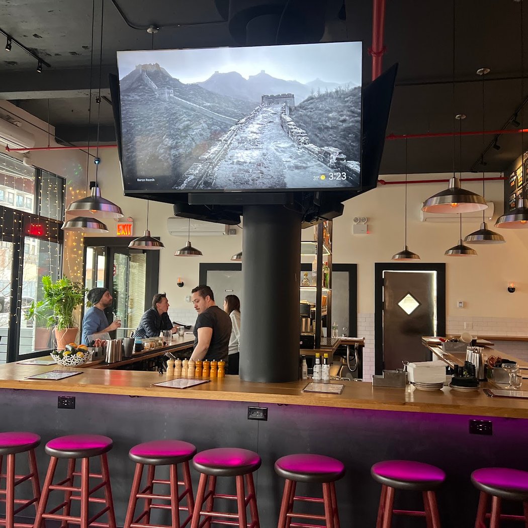 FIRST FRIDAY: SUMMER SOCIAL 3