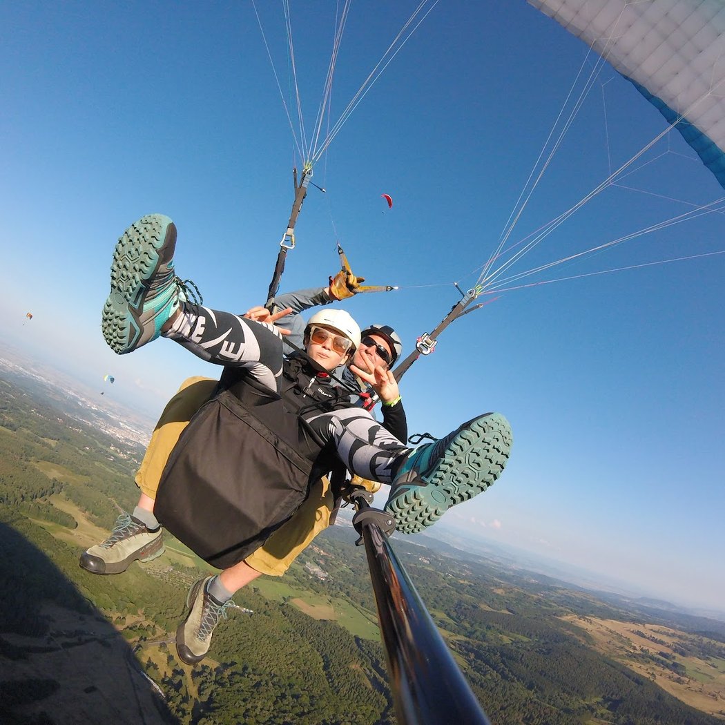 Puy de dome paragliding 1