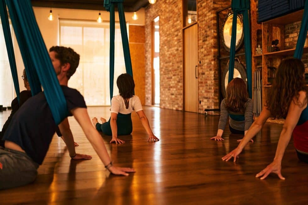 Atelier yoga aérien avec Paulina 1