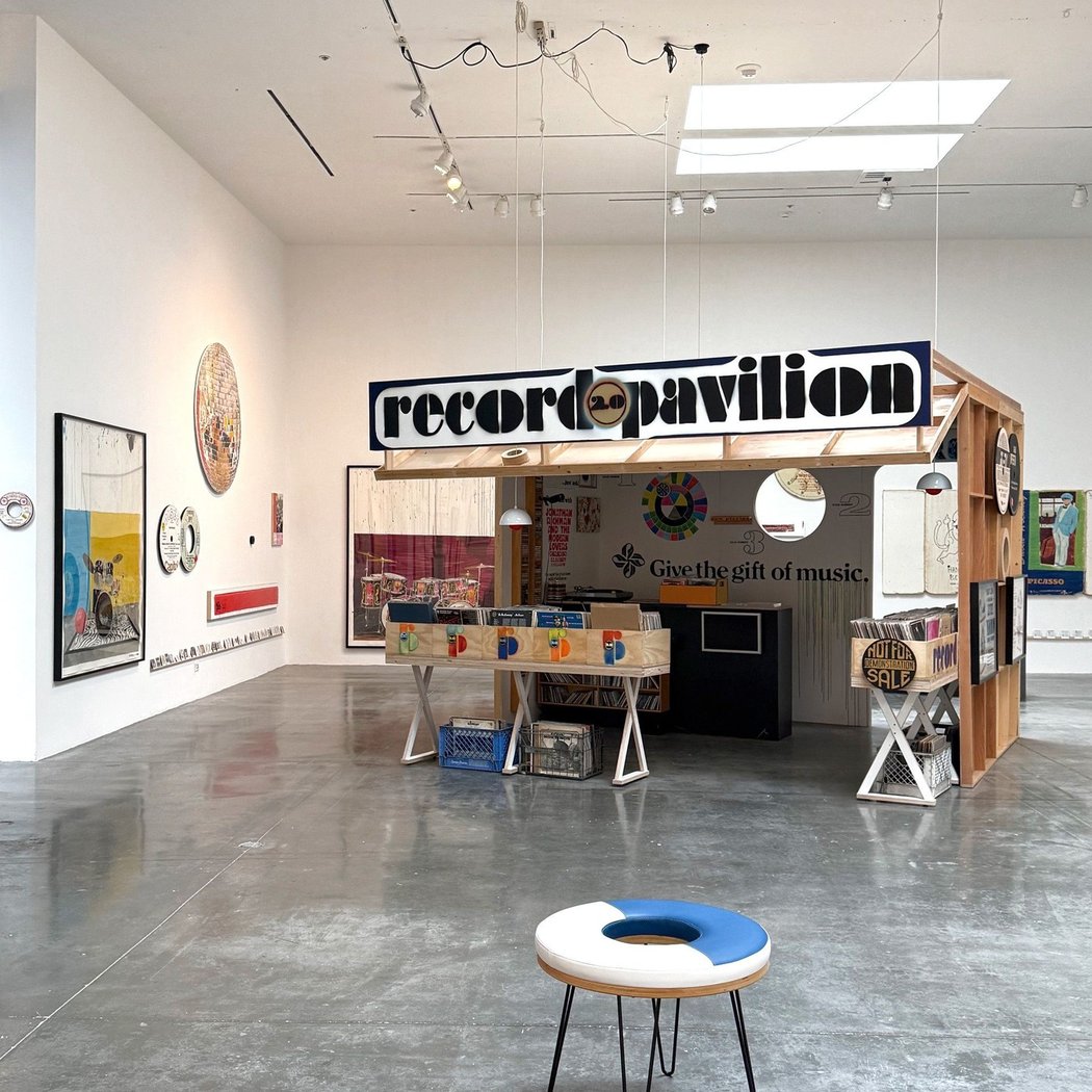 Dave Muller: Proto Typical 1