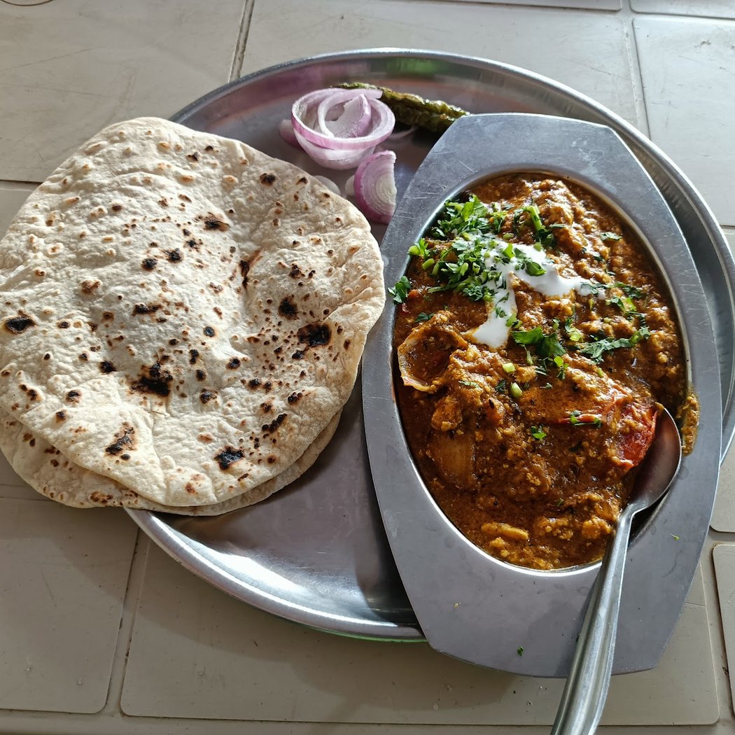SANTOSH PUNJABI DHABA {pure Veg} 1