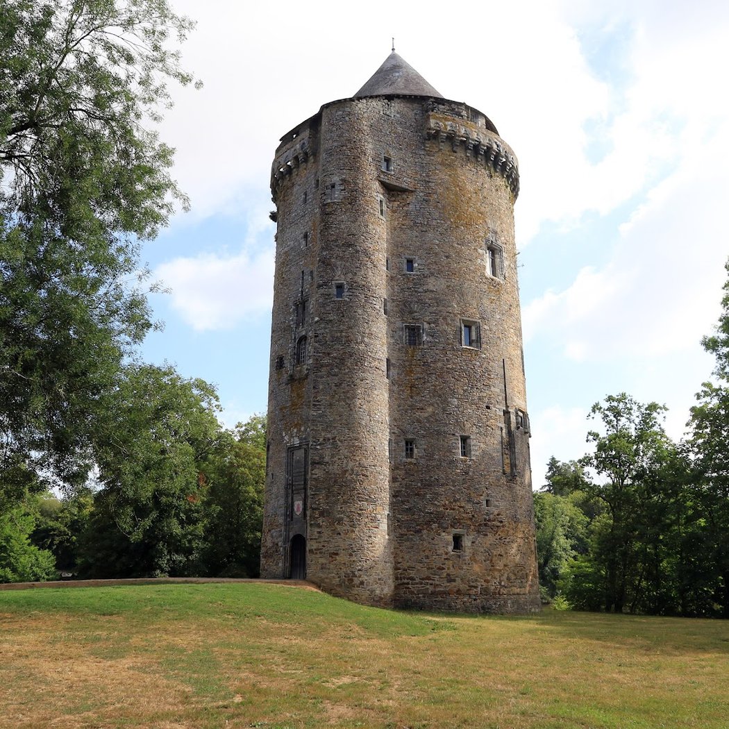 Parc de la Tour Du Guesclin 3