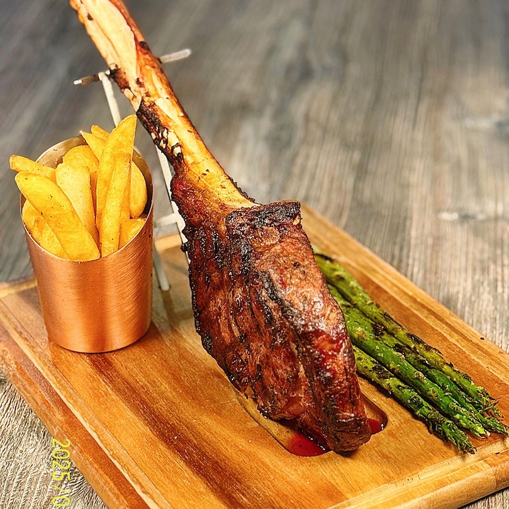Black Jack's Rum Bar & Grille 2