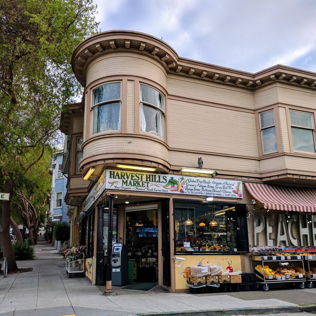 Harvest Hills Market 2