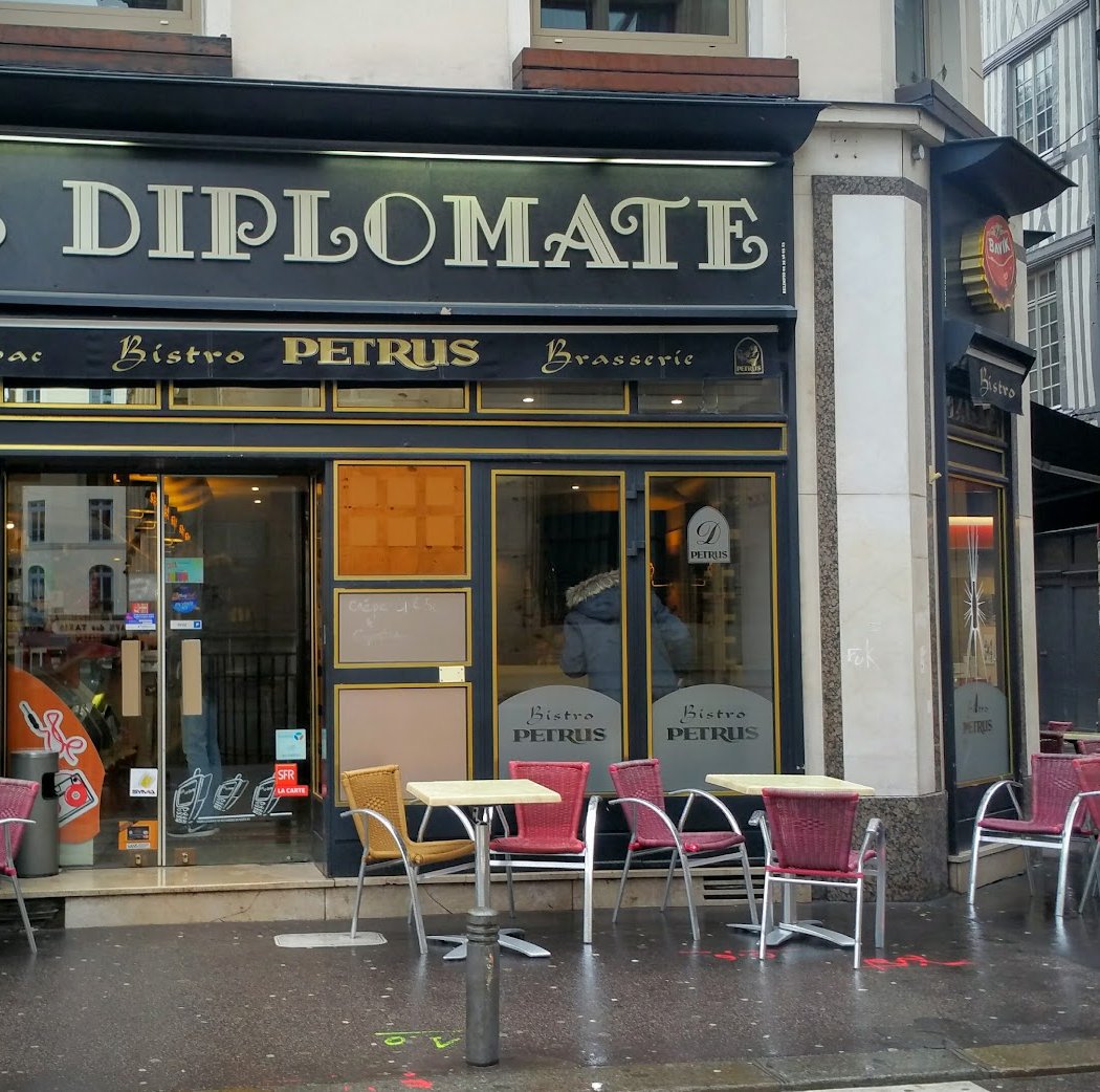 Le Diplomate 2