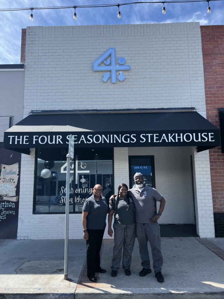 The Four Seasonings Steakhouse 3