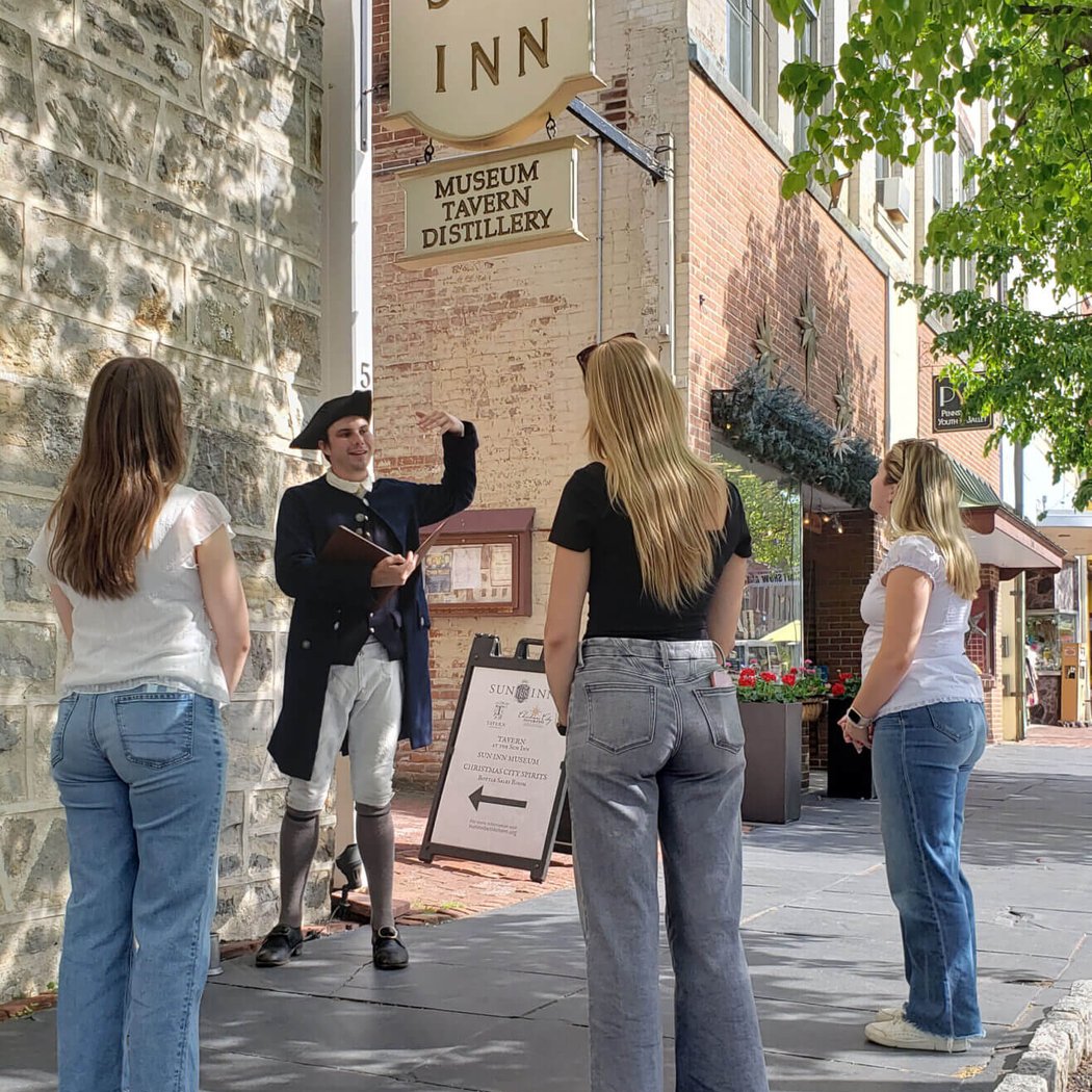 Ales & Tales: Revolutionary Pub Walking Tour