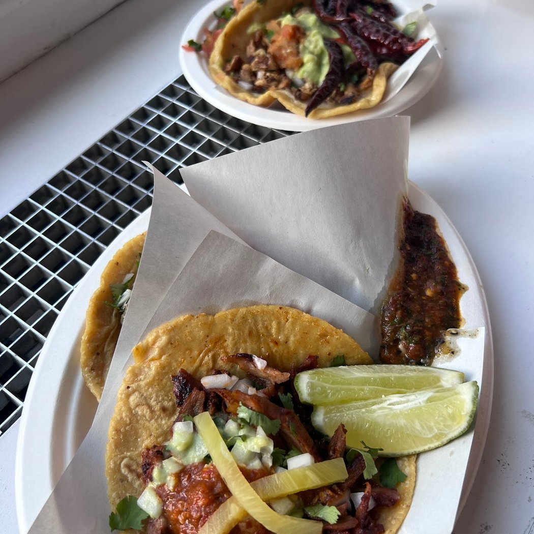 LOS TACOS No.1 1