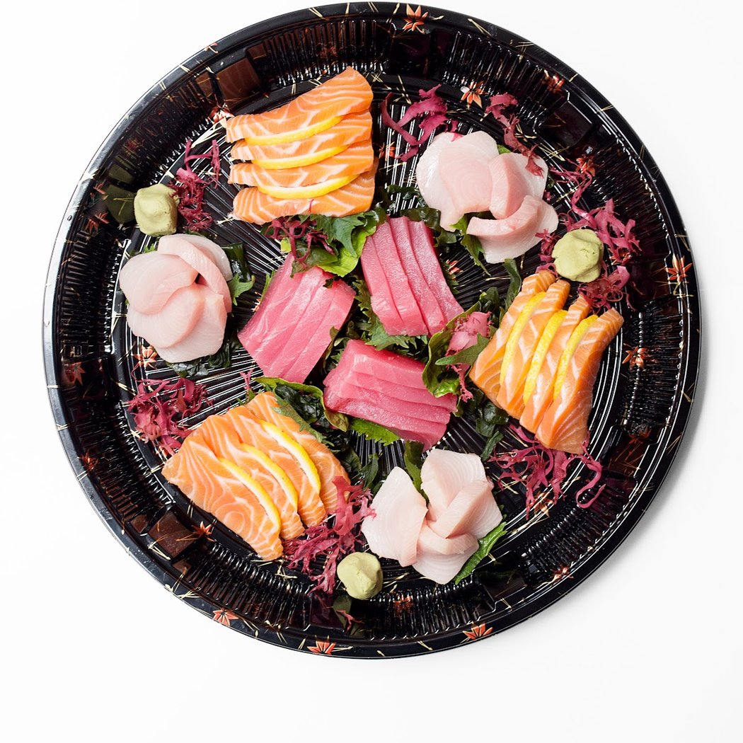 MakiMaki Sushi - 350 Hudson St 1