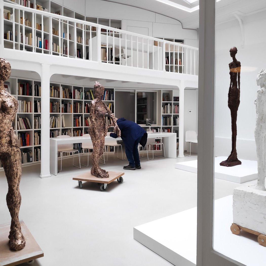 Visite nocturne de l’exposition "Huma Bhabha/ Alberto Giacometti" en présence de la commissaire 2