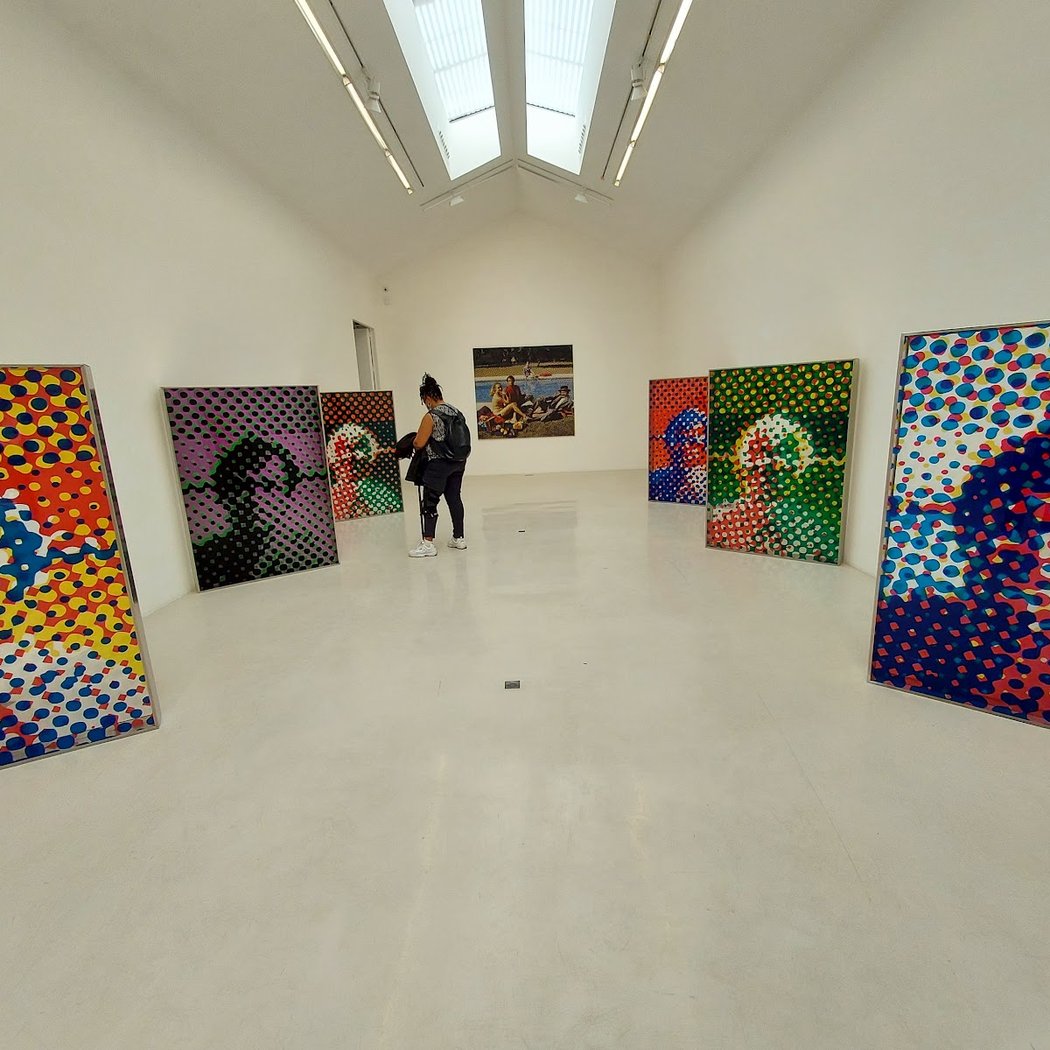 Contemporary Art Exhibition 3