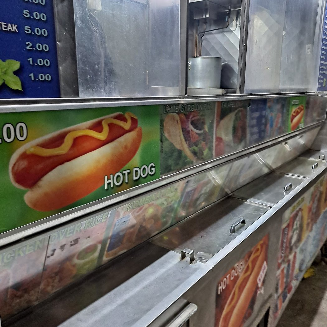 NYC HALAL FOOD CART 3
