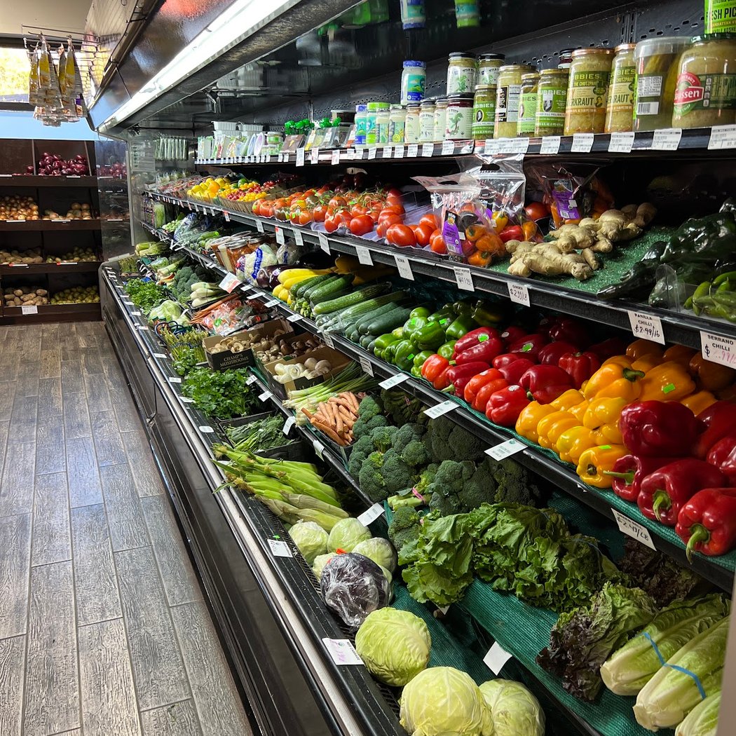 Colusa Market 1