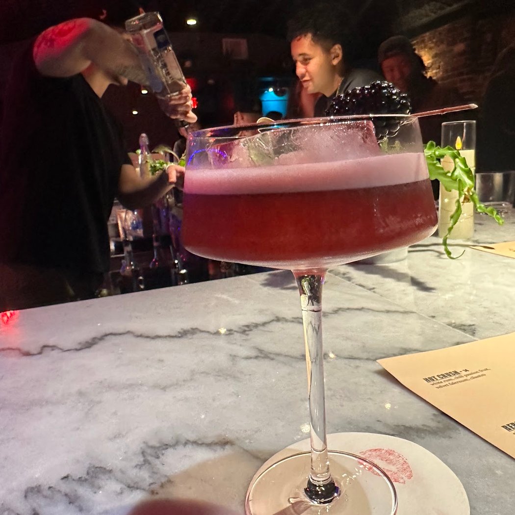 Beso Mae Cocktail Lounge 1