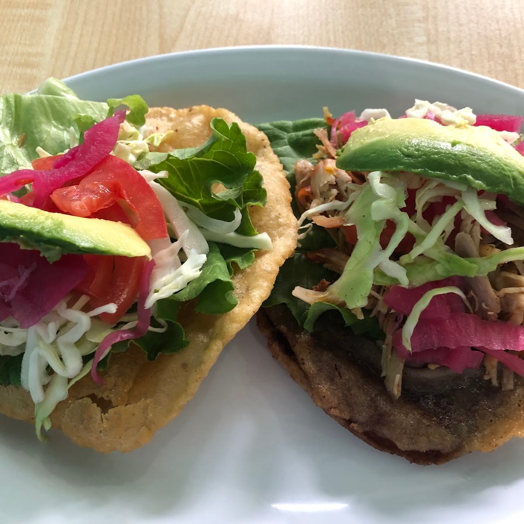 Antojitos Mexicanos Jovanni (Taco Truck) 1