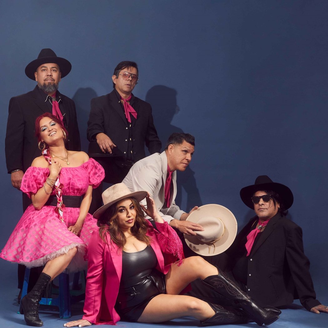 Las Cafeteras with Ritmo Cascabel 3