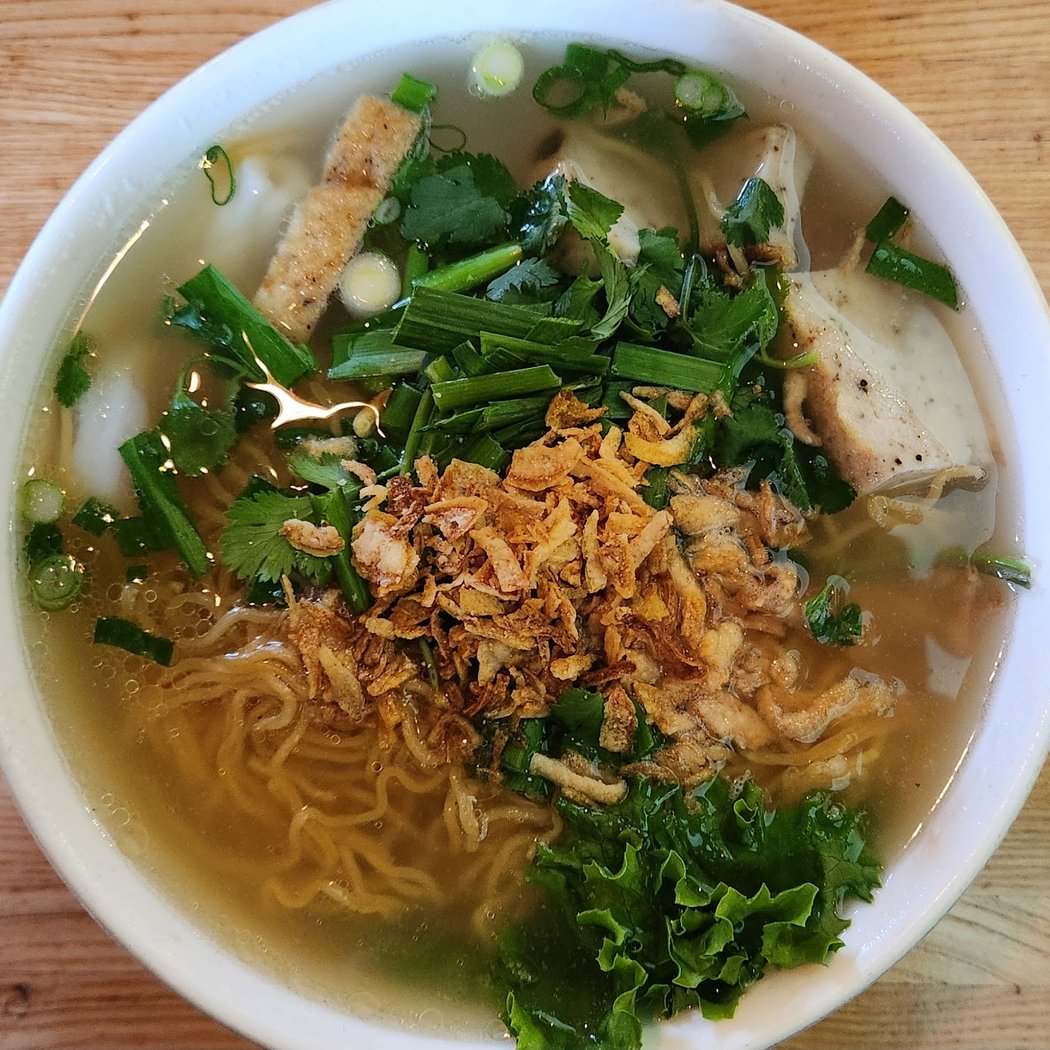 Kettles Vietnamese Bistro 3