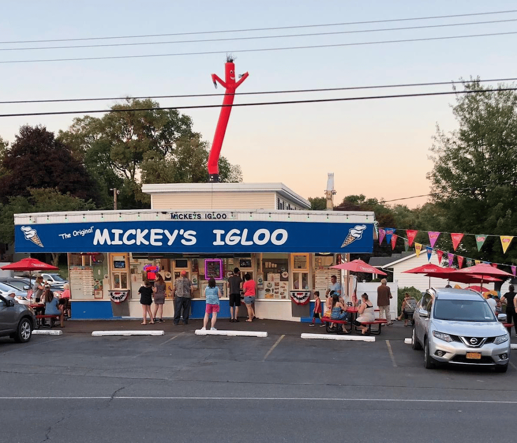 Mickey's Igloo 2