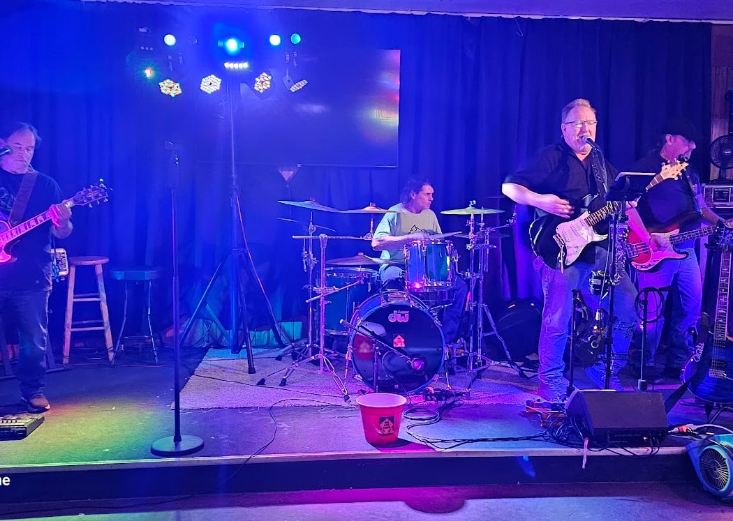 H & D Roadhouse 2