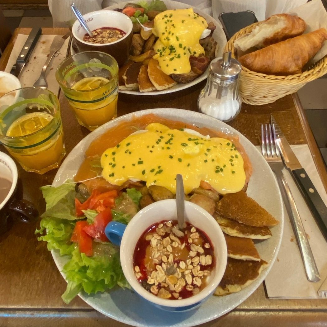 À Mon Café 5