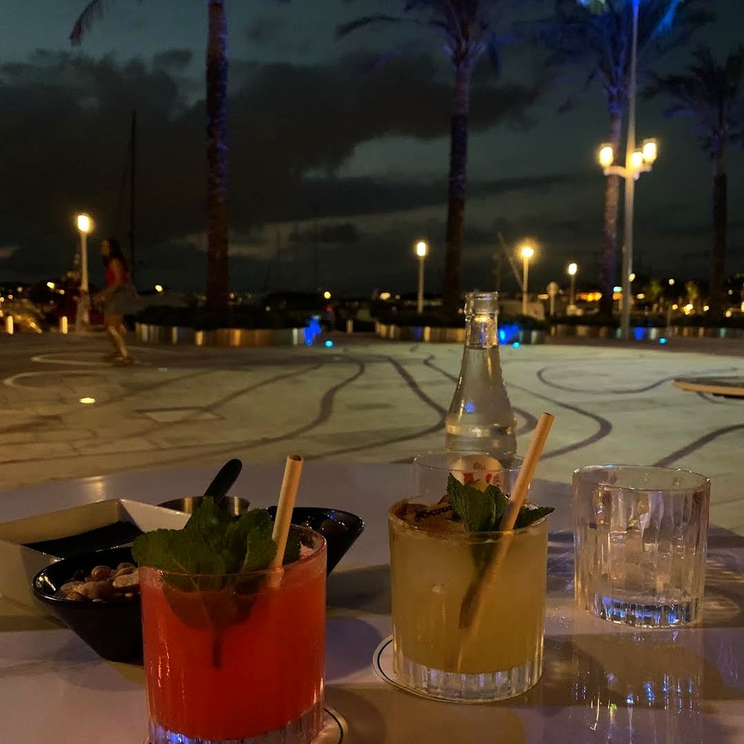 Harry's Bar Cannes 3