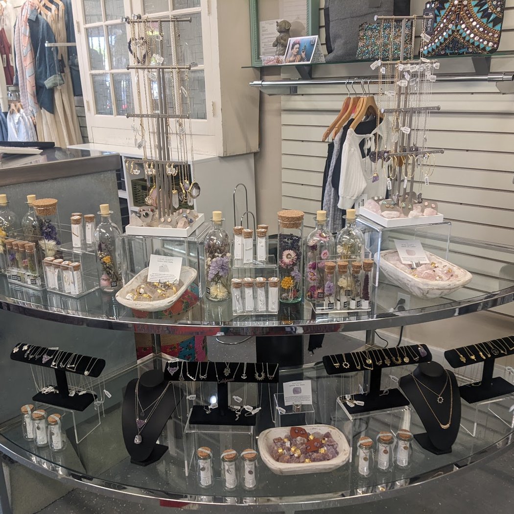Rehreh threads & goods 3
