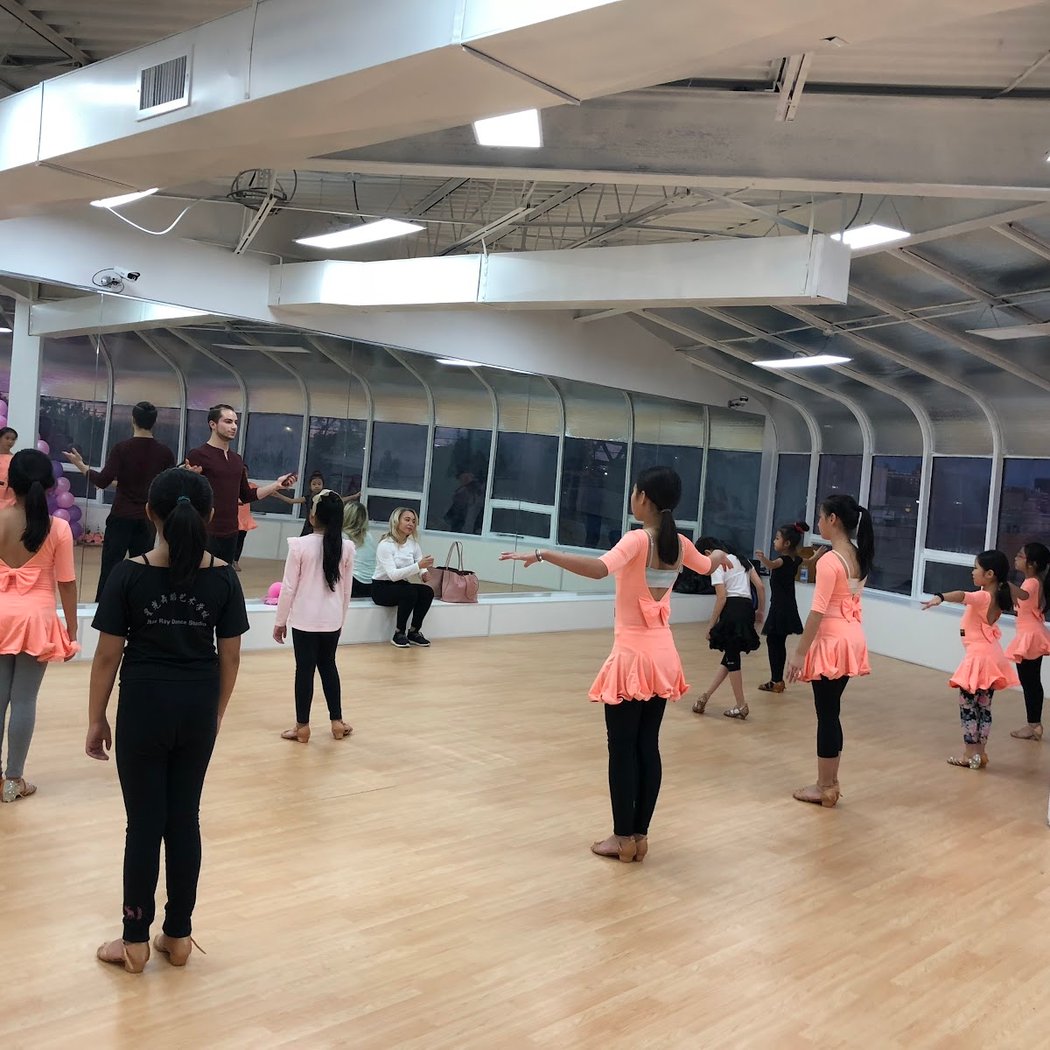 Star Ray Dance Studio 3