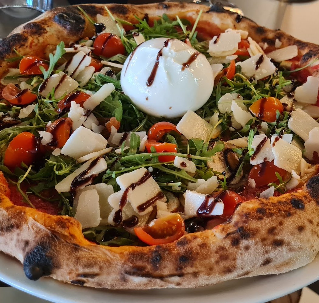 EZMA Restaurant 1