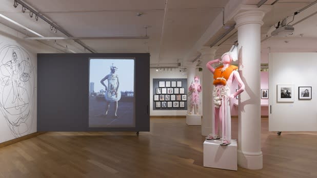 Young Joon Kwak: RESISTERHOOD 1