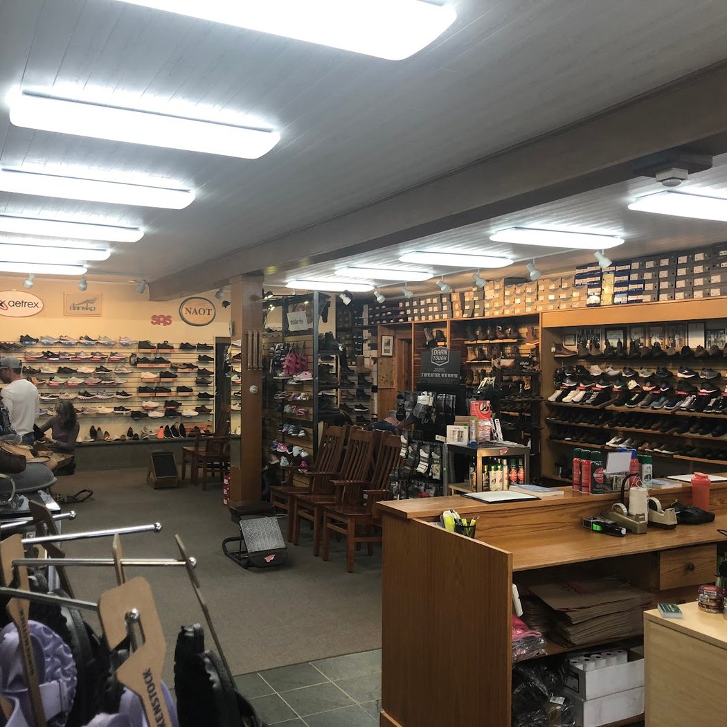 Montano's Shoe Store 3