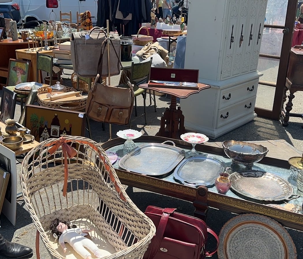 Alameda Point Antiques Faire 2