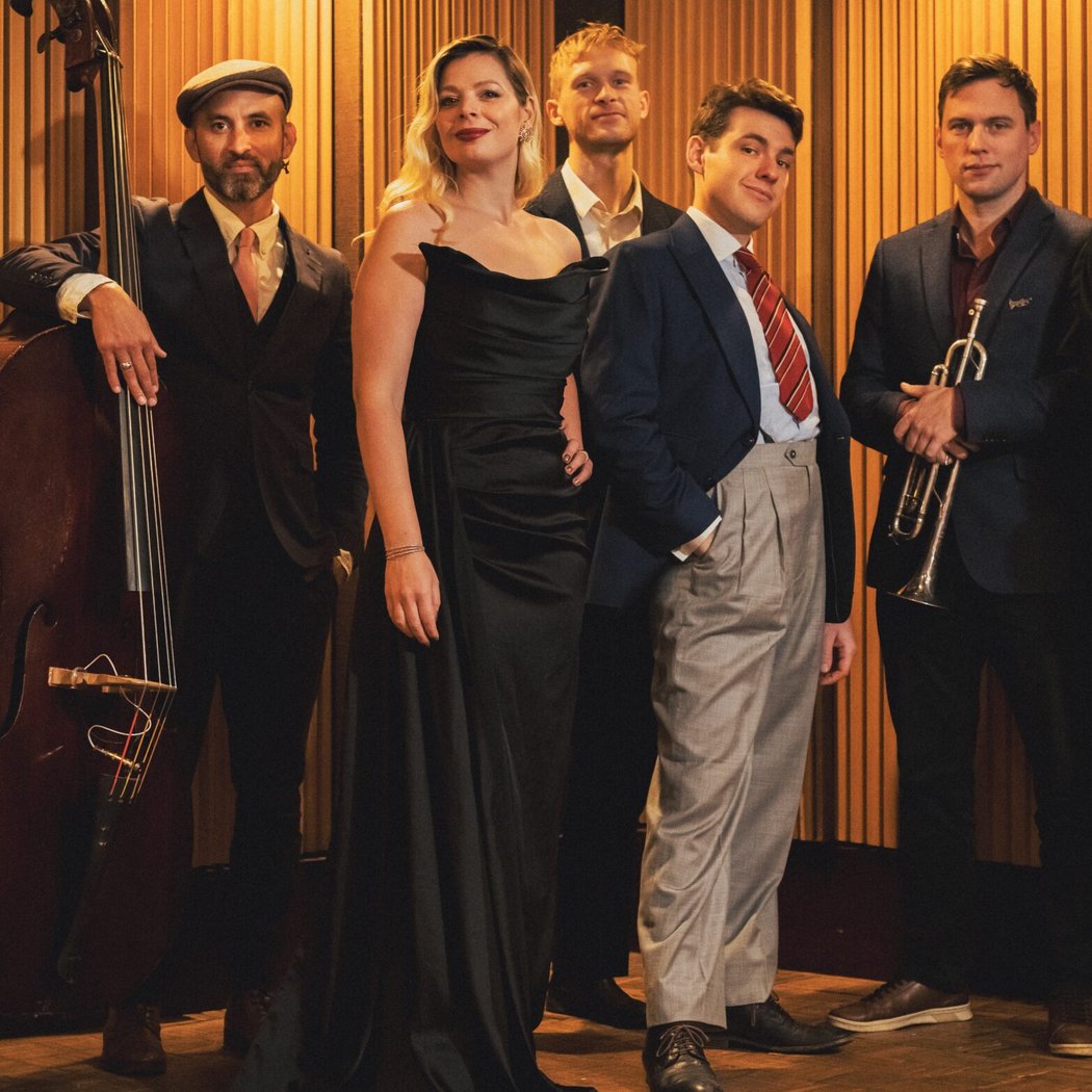 Anna Stevens Quintet - Swing 1