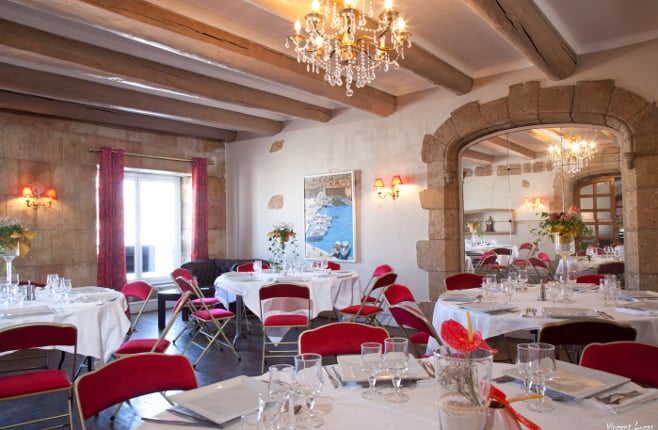 Club Vieux Port 1